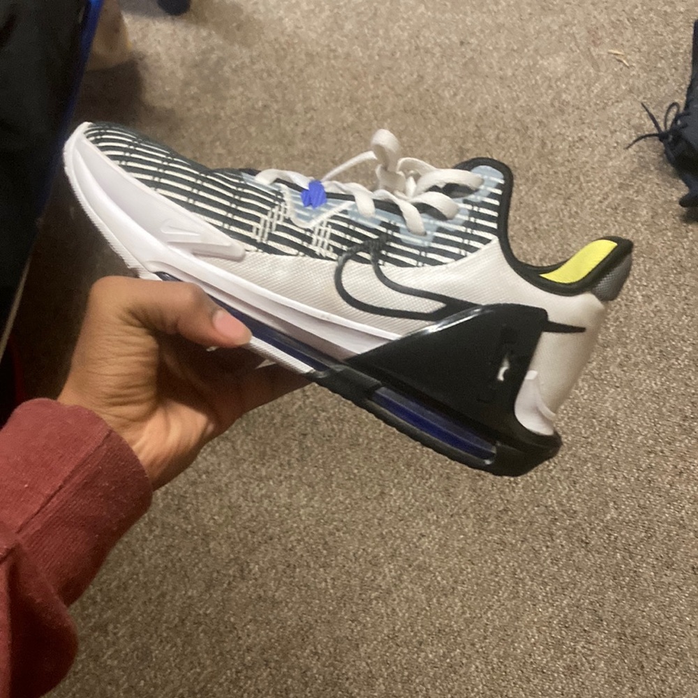 Lebron witness 6
